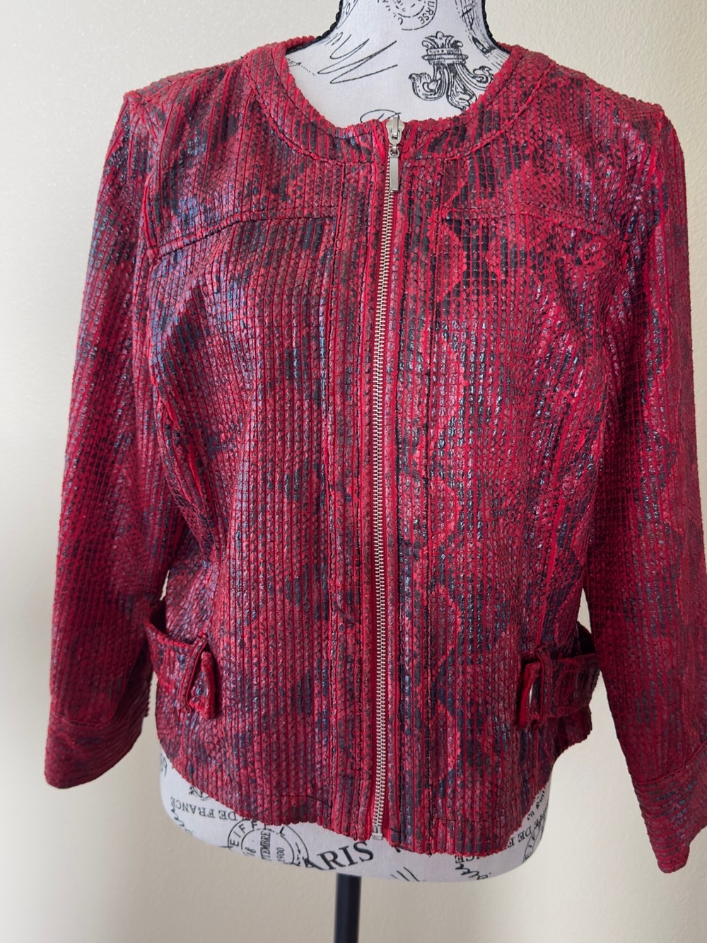 Red Textured Zip-Front Jacket - Women